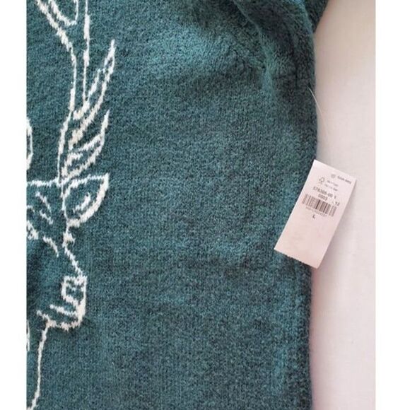 NWT Old Navy Reindeer Crewneck Sweater Dark Green Sz L Holiday Winter Cozy Cabin - Picture 4 of 8